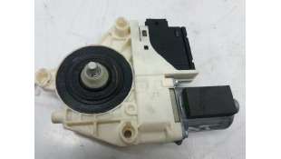 MOTOR ELEVALUNAS DELANTERO IZQUIERDO JEEP COMPASS (2017-) 2.0 CRD 4X4 140CV 1956CC - L.4477275 / C37723104