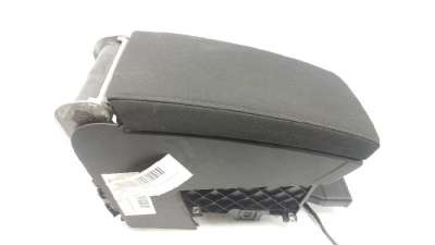 APOYABRAZOS CENTRAL VOLKSWAGEN PASSAT (2010-2015) - L.4490612 / 3C0864161D