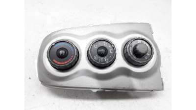MANDO CALEFACCION /  AIRE ACONDICIONADO TOYOTA YARIS (2005-2012) 1.4 D-4D (NLP90) 90CV 1364CC - L.4512808 / 554060D190