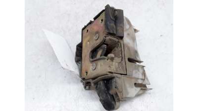 CERRADURA PUERTA TRASERA DERECHA VOLKSWAGEN VENTO (1994-1998) 1.6 101CV 1595CC - L.4533528 / 1H4839016G