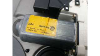 ELEVALUNAS TRASERO DERECHO VOLKSWAGEN GOLF IV (1997-2007) - L.4544820 / 1J4839730