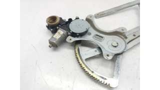 ELEVALUNAS TRASERO IZQUIERDO TOYOTA COROLLA VERSO (2005-2009) 2.2 D-4D (AUR10) 136CV 2231CC - L.4573677 / 698400F010