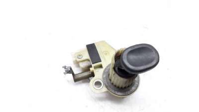 MANETA EXTERIOR PORTON RENAULT LAGUNA I (1997-2001) 1.6 16V (B568, B561) 107CV 1598CC - L.4600276 / 7700416862