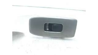 MANDO ELEVALUNAS TRASERO IZQUIERDO MITSUBISHI MONTERO III (2000-2006) 3.2 DI-D (V68W) 160CV 3200CC - L.4900026 / MR445659