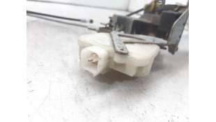 CERRADURA PUERTA TRASERA IZQUIERDA HYUNDAI ELANTRA SEDÁN (2000-2006) 1.6 107CV 1599CC - L.4904580 / 814102D020 2