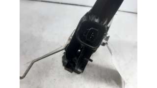 CERRADURA PUERTA TRASERA DERECHA TOYOTA RAV 4 II (2001-2005) 2.0 D 4WD (CLA20, CLA21) 116CV 1995CC - L.4952804 / 6933042060