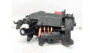 CAJA RELES / FUSIBLES MERCEDES-BENZ CLASE A (2012-2018) A 180 (176.042) 122CV 1595CC - L.4988596 / A002542 2