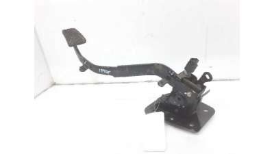 PEDAL EMBRAGUE MITSUBISHI OUTLANDER II (2007-2012) 2.0 DI-D 140CV 1968CC - L.5104944 / MN101557