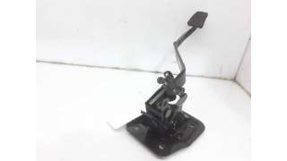PEDAL EMBRAGUE MITSUBISHI OUTLANDER II (2007-2012) 2.0 DI-D 140CV 1968CC - L.5104944 / MN101557