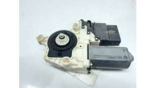 MOTOR ELEVALUNAS TRASERO DERECHO VOLKSWAGEN GOLF IV (2000-2005) 1.6 16V 105CV 1598CC - L.5146020 / 105407301