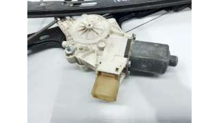 ELEVALUNAS DELANTERO DERECHO BMW 1 (2004-2007) 8 D 22CV 995CC - L.5218111 / 7138466E