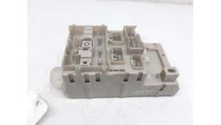 CAJA RELES / FUSIBLES TOYOTA RAV 4 II (2000-2005) 1.8 (ZCA25, ZCA26) 125CV 1794CC - L.5247845 / 8273342081