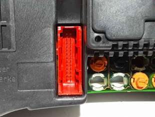 PILOTO TRASERO DERECHO INTERIOR VOLKSWAGEN GOLF VII VARIANT (2013-) - L.5256002 / 5G0945094M