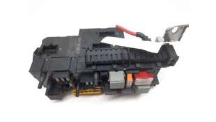 CAJA RELES / FUSIBLES MERCEDES-BENZ CLASE C (2007-2009) C 200 CDI (204.007, 204.006) 136CV 2148CC - L.5293015 / 2049006301 2