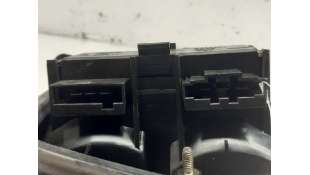 PILOTO TRASERO IZQUIERDO INTERIOR VOLKSWAGEN PASSAT (1988-1989) 1.6 72CV 1595CC - L.5302403 / 357945107 2