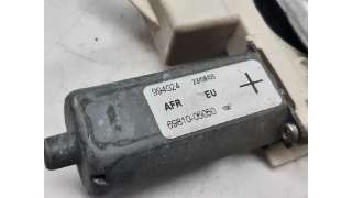 ELEVALUNAS DELANTERO DERECHO TOYOTA AVENSIS RANCHERA FAMILIAR (2005-2008) 2.2 D-4D (ADT251) 150CV 2231CC - L.5313827 / 6981