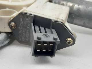 ELEVALUNAS TRASERO DERECHO TOYOTA AVENSIS RANCHERA FAMILIAR (2005-2008) 2.2 D-4D (ADT251) 150CV 2231CC - L.5313829 / 698300