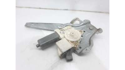 ELEVALUNAS TRASERO IZQUIERDO TOYOTA AVENSIS RANCHERA FAMILIAR (2005-2008) 2.2 D-4D (ADT251) 150CV 2231CC - L.5313830 / 6984