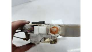 CERRADURA PUERTA DELANTERA DERECHA NISSAN NAVARA (2001-) 2.5 D 4X4 133CV 2488CC - L.5317976 / 805025P01A
