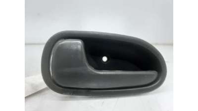 MANETA INTERIOR TRASERA IZQUIERDA KIA SEPHIA (1996-1997) 1.5 I 80CV 1498CC - L.5326577 / 0K24059330FKZ