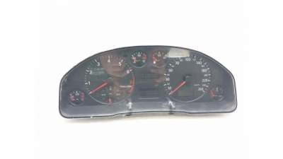 CUADRO INSTRUMENTOS AUDI A6 (1997-2005) 2.4 165CV 2393CC - L.5372839 / 4B0919860L
