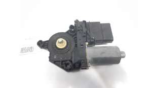 MOTOR ELEVALUNAS TRASERO DERECHO VOLKSWAGEN GOLF IV (1997-2004) 1.4 16V 75CV 1390CC - L.5376424 / 0130821766