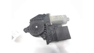 MOTOR ELEVALUNAS TRASERO DERECHO VOLKSWAGEN GOLF IV (1997-2004) 1.4 16V 75CV 1390CC - L.5376424 / 0130821766