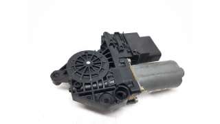 MOTOR ELEVALUNAS TRASERO IZQUIERDO VOLKSWAGEN GOLF IV (1997-2004) 1.4 16V 75CV 1390CC - L.5376425 / 0130821767