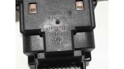 CERRADURA PUERTA TRASERA DERECHA HYUNDAI SANTA FÉ I (2001-2006) 2.0 CRDI 4X4 113CV 1991CC - L.5379937 / 8142026000