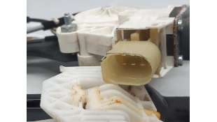 ELEVALUNAS DELANTERO DERECHO BMW X1 (2009-2015) SDRIVE 18 D 143CV 1995CC - L.5385671 / 51332990386 2