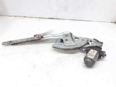 ELEVALUNAS TRASERO DERECHO NISSAN ALMERA II (2000-2003) 2.2 DI 110CV 2184CC - L.5457668 / 82700BM701