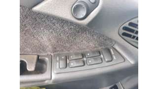MANDO ELEVALUNAS DELANTERO IZQUIERDO DAEWOO ESPERO (1995-1999) 2.0 105CV 1998CC - L.5468344 / 96157441