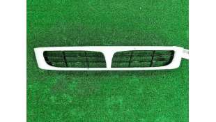 REJILLA DELANTERA TOYOTA CARINA E (1992-1997) 1.6 GLI (AT190) 107CV 1587CC - L.5551075 / 5310105020 2