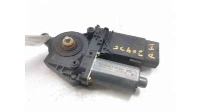 MOTOR ELEVALUNAS DELANTERO DERECHO VOLKSWAGEN PASSAT (2000-2005) 1.9 TDI 101CV 1896CC - L.5583613 / 1C1959802