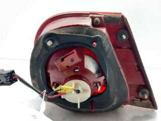 PILOTO TRASERO DERECHO INTERIOR KIA OPIRUS (2003-) 3.5 203CV 3497CC - L.5637298 / 924023F080