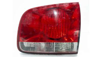 PILOTO TRASERO DERECHO INTERIOR VOLKSWAGEN TOUAREG (2003-2010) 2.5 R5 TDI 174CV 2461CC - L.5657420 / 7L6945094H