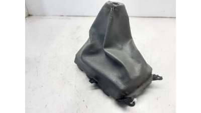 GUARNECIDOS PALANCA CAMBIO MAZDA 6 SEDÁN (2002-2007) 2.0 DI 136CV 1998CC - L.5671635 / GJ6A64334