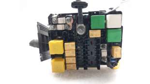 CAJA RELES / FUSIBLES CITROEN C4 GRAND PICASSO II (2013-) 2.0 BLUEHDI 150 150CV 1997CC - L.5706298 / 9804848580 2