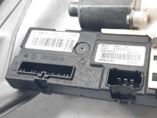 ELEVALUNAS DELANTERO DERECHO RENAULT LAGUNA III (2007-2015) - L.5746923 / 807307296R