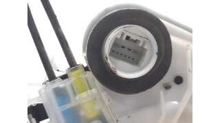 CERRADURA PUERTA TRASERA DERECHA OTROS VEHICULOS - L.5800036 / 690500K110