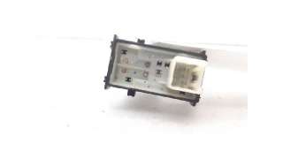 MANDO ELEVALUNAS DELANTERO DERECHO OTROS VEHICULOS - L.5800087 / 848100K080