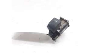 MANDO ELEVALUNAS TRASERO IZQUIERDO OTROS VEHICULOS - L.5800090 / 848100K080