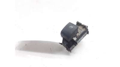MANDO ELEVALUNAS TRASERO IZQUIERDO OTROS VEHICULOS - L.5800090 / 848100K080
