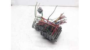 CAJA RELES / FUSIBLES VOLVO V70 II (2005-2007) 2.4 D5 AWD 185CV 2401CC - L.5805573 / 30656936 2