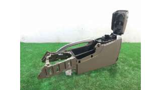 APOYABRAZOS CENTRAL VOLVO V70 II (2005-2007) 2.4 D5 AWD 185CV 2401CC - L.5816940 / 30672008