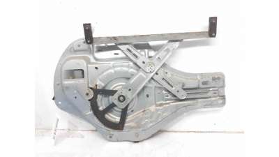 ELEVALUNAS DELANTERO IZQUIERDO HYUNDAI TUCSON (2004-2010) 2.0 CRDI 113CV 1991CC - L.5847397 / 824702E010