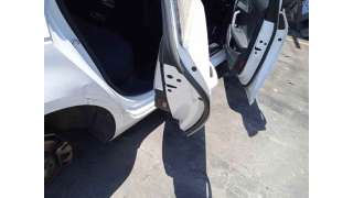 CERRADURA PUERTA DELANTERA DERECHA NISSAN TERRANO II (1993-2002) 2.7 TD 4WD 101CV 2664CC - L.5858038 / 805020F075