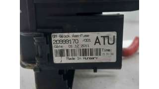 CAJA RELES / FUSIBLES OPEL INSIGNIA A (2008-2017) 2.0 CDTI (68) 131CV 1956CC - L.5886614 / 525230582