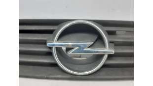 REJILLA DELANTERA OPEL ASTRA G FASTBACK (1998-2000) 1.6 (F08, F48) 75CV 1598CC - L.5901261 / 90588120 2
