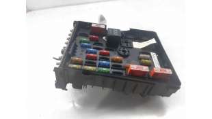 CAJA RELES / FUSIBLES VOLKSWAGEN PASSAT (2005-2008) 1.6 FSI 115CV 1598CC - L.5948650 / 3C0937125